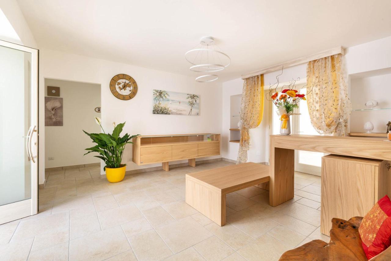B&B I Tarocchi Porto Cesareo Eksteriør billede